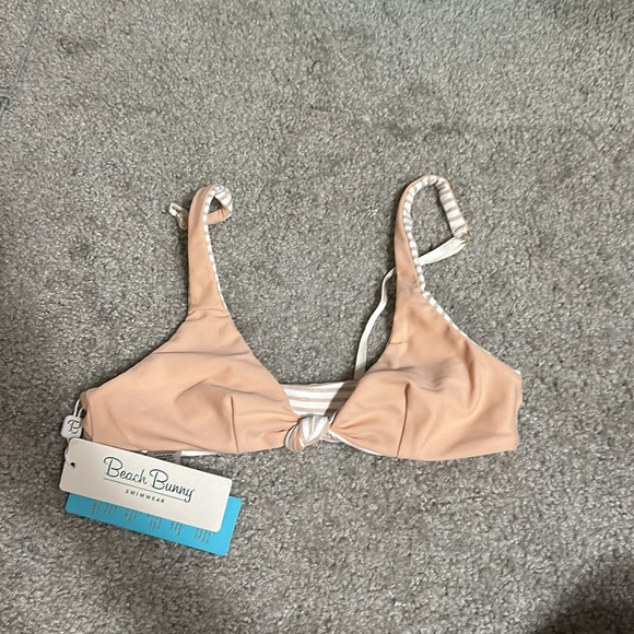 Beach Bunny ISLA bikini NWT TOP ONLY REVERSIBLE - Picture 4 of 5